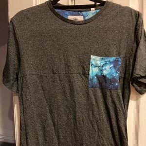 On The Byas Size M surfer T shirt charcoal gray
